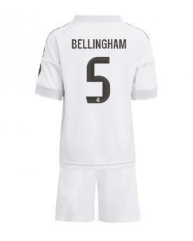 Billige Fotballdrakt Real Madrid Jude Bellingham #5 Replika Hjemmedraktsett Barn 2025-26 Kortermet (med bukser)